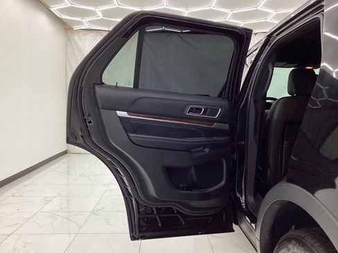 Used 2018 Ford Explorer Limited FWD image 24