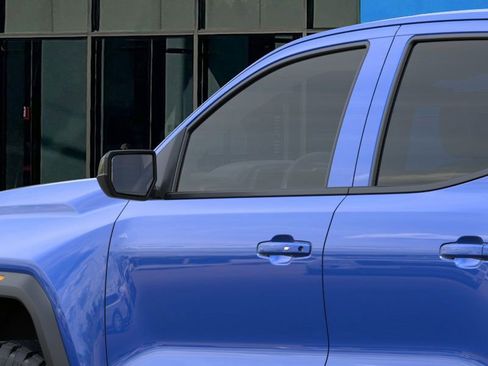 New 2026 GMC Canyon Elevation w/ Convenience Package image 12