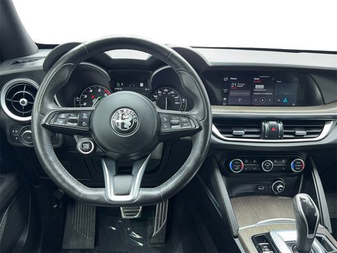 Used 2022 Alfa Romeo Stelvio Ti w/ Active Assist Plus Package image 16