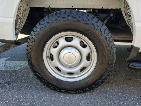 Used 2023 Ford F150 XL AWD/4WD image 5