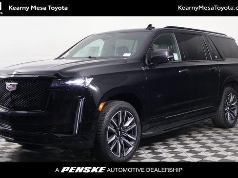 Used 2023 Cadillac Escalade ESV Sport image 1