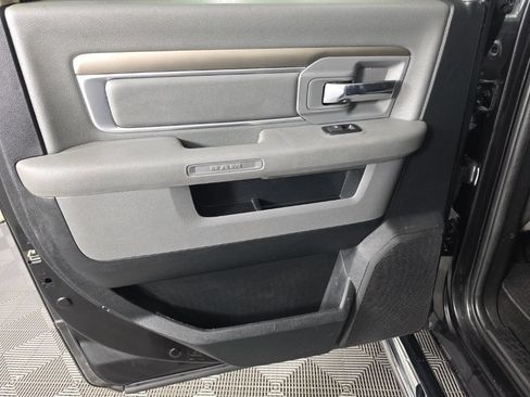Used 2017 RAM 1500 Big Horn AWD/4WD image 30