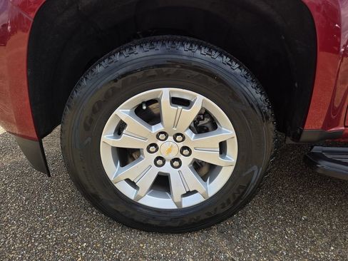Used 2021 Chevrolet Colorado LT w/ Safety Package RWD image 24