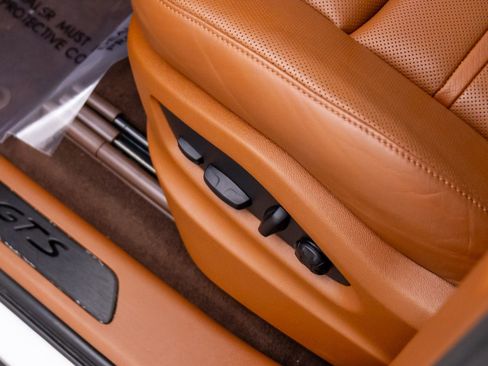 Used 2023 Porsche Cayenne GTS image 14