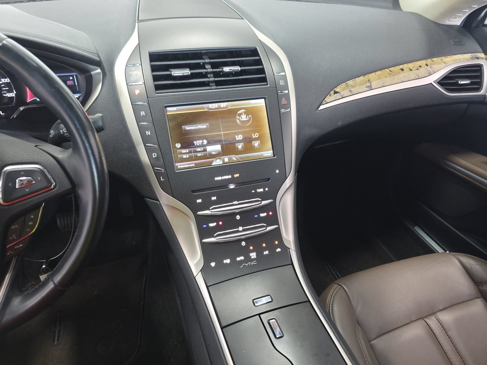 Used 2016 Lincoln MKZ Hybrid w/ Equipment Group 500A Select FWD image 6