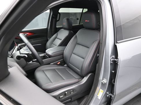 Used 2024 Chevrolet Traverse Z71 w/ LPO, Floor Liner Package image 9