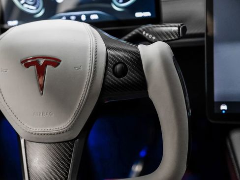 Used 2022 Tesla Model Y Performance AWD/4WD image 19
