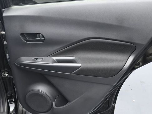 Used 2025 Nissan Kicks Play S image 29