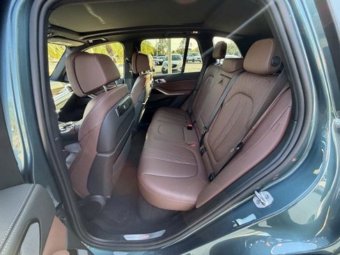 Used 2025 BMW X5 xDrive50e image 25