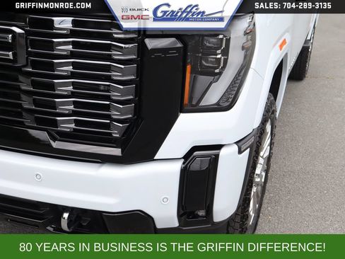 New 2026 GMC Sierra 2500 Denali Ultimate AWD/4WD image 9