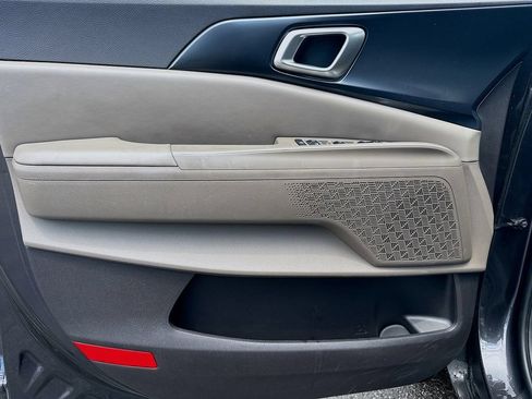 Certified 2025 Kia Carnival FWD image 20