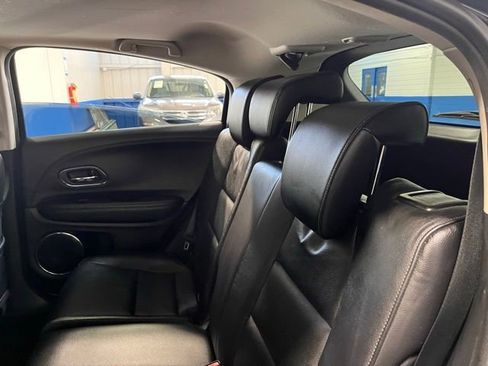 Used 2019 Honda HR-V EX-L image 18