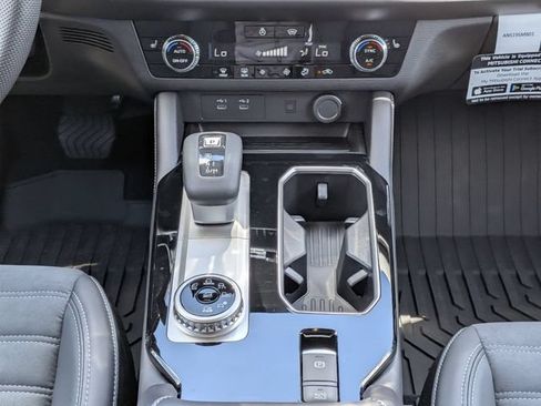 New 2026 Mitsubishi Outlander AWD image 15