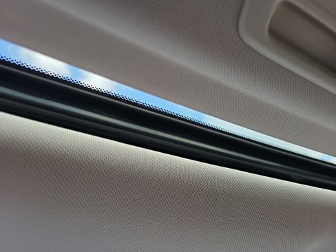 Used 2012 Honda CR-V EX-L image 19