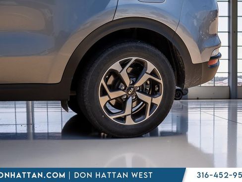 Used 2021 Kia Sportage LX FWD image 33