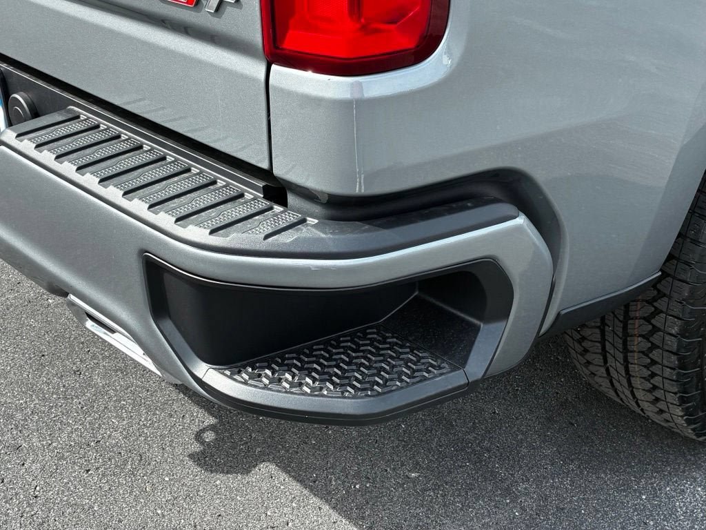 New 2026 Chevrolet Silverado 1500 RST AWD/4WD image 39