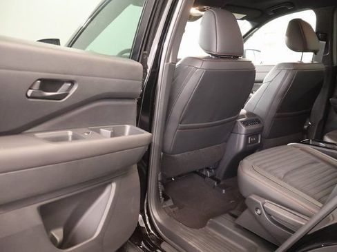 New 2026 Nissan Pathfinder Rock Creek w/ Rock Creek Premium Package AWD/4WD image 28