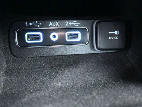 Used 2020 Jeep Grand Cherokee Altitude RWD image 15