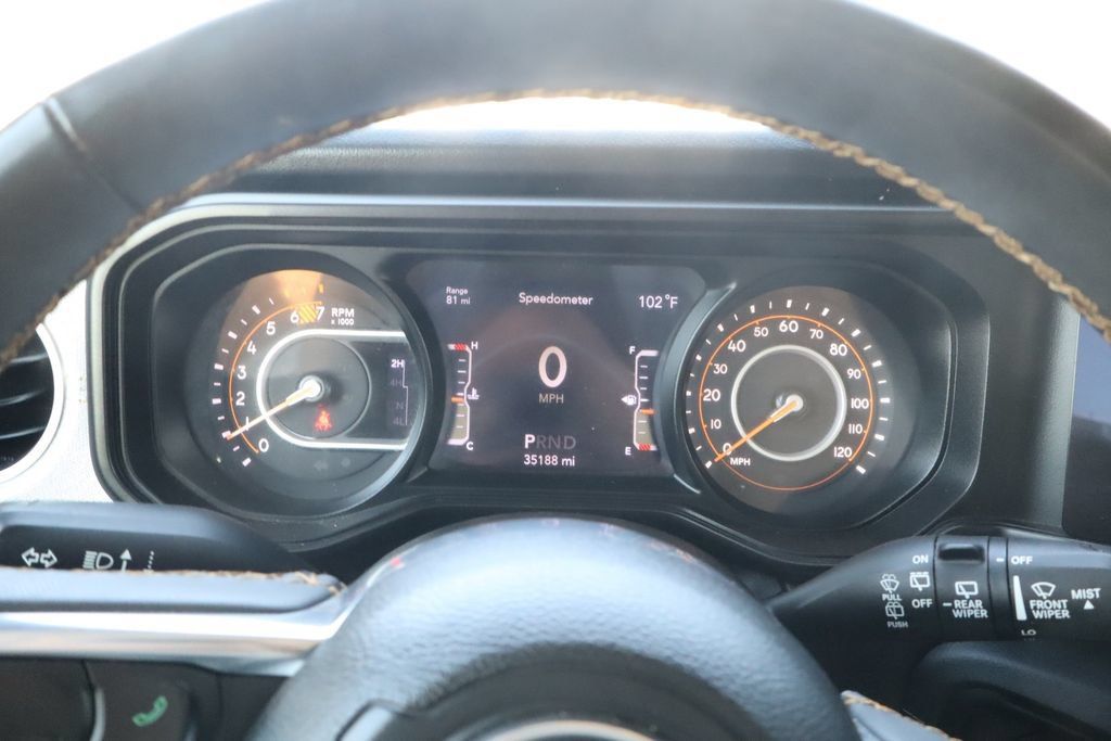 Used 2024 Jeep Wrangler Unlimited Sahara AWD/4WD image 23