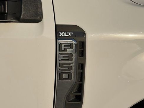 Used 2024 Ford F350 XLT w/ FX4 Off-Road Package image 9