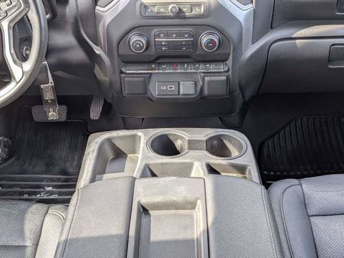 Used 2022 Chevrolet Silverado 1500 Custom w/ Safety Confidence Package RWD image 16