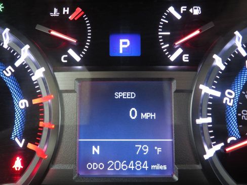 Used 2014 Toyota 4Runner Limited AWD/4WD image 17