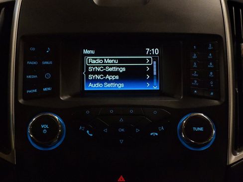 Used 2017 Ford Edge SEL FWD image 25