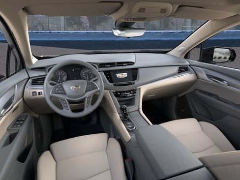 New 2026 Cadillac XT5 Premium Luxury w/ LPO, Floor Liner Package AWD/4WD image 15