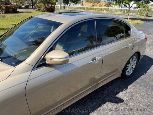 Used 2012 Hyundai Genesis 3.8 w/ Premium Pkg image 30