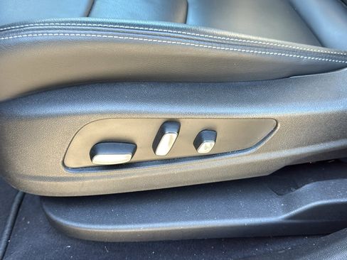 Certified 2022 Cadillac XT6 Premium Luxury w/ Technology Package image 12