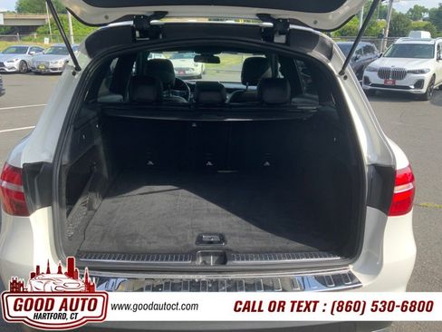 Used 2017 Mercedes-Benz GLC 300 4MATIC w/ Premium 2 Package image 19