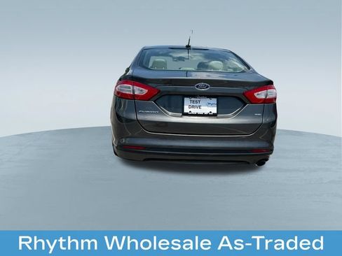 Used 2015 Ford Fusion SE FWD image 7