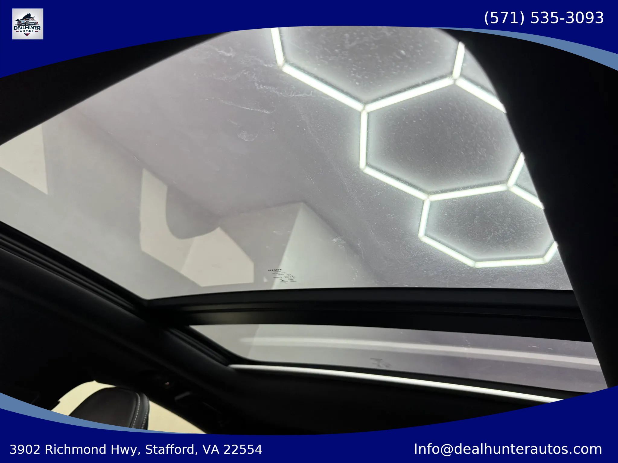 Used 2019 Volvo S60 T6 R-Design AWD/4WD image 29