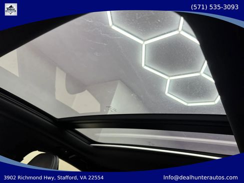 Used 2019 Volvo S60 T6 R-Design AWD/4WD image 29