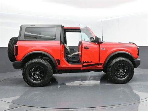 Used 2022 Ford Bronco Wildtrak image 69