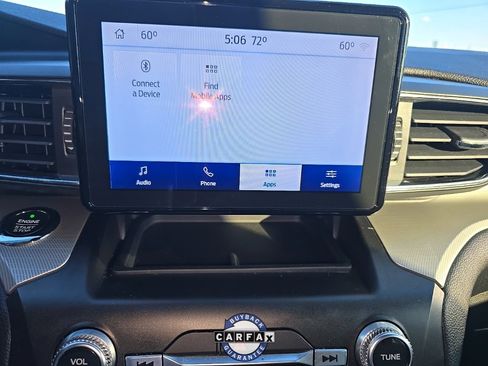 Used 2020 Ford Explorer XLT w/ Equipment Group 202A image 10