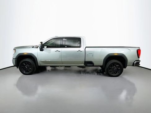 Used 2025 GMC Sierra 2500 AT4 AWD/4WD image 4