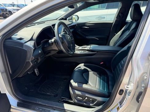 Used 2022 Toyota Avalon XSE FWD image 7