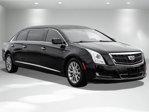 Used 2016 Cadillac XTS image 5