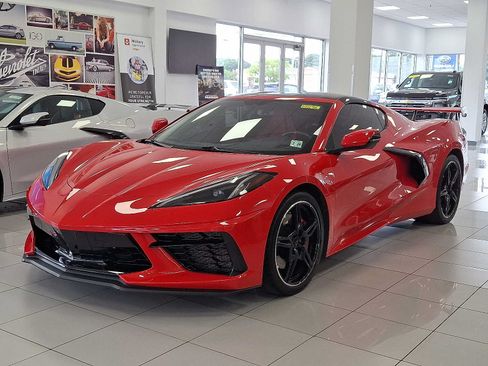 Used 2023 Chevrolet Corvette Stingray Coupe w/ Z51 Performance Package RWD image 3