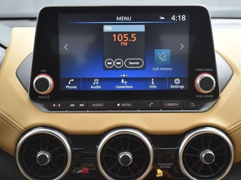 New 2025 Nissan Sentra SV w/ SV Premium Package image 10