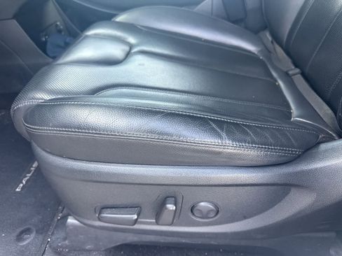 Used 2022 Hyundai Palisade SEL w/ 8P Bench Seat Package FWD image 4
