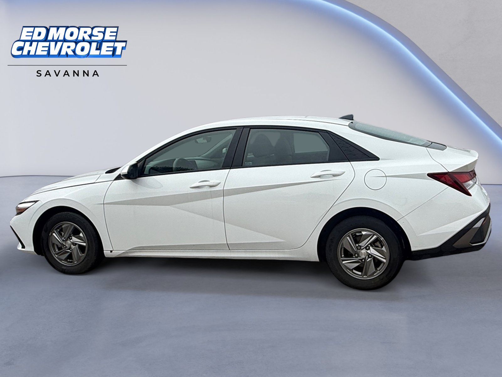Used 2025 Hyundai Elantra SE FWD image 2