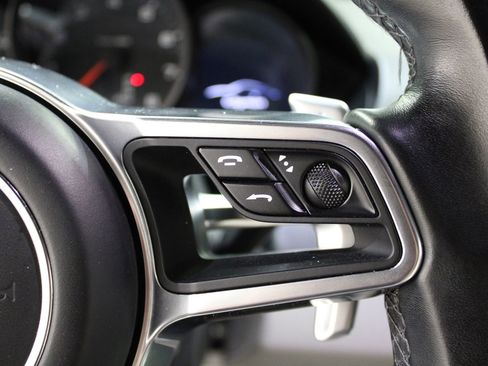 Used 2018 Porsche 718 Cayman RWD image 28