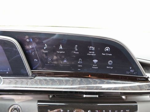 Certified 2022 Cadillac Escalade Premium Luxury image 18