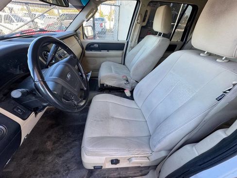 Used 2016 Ford Expedition XL image 12