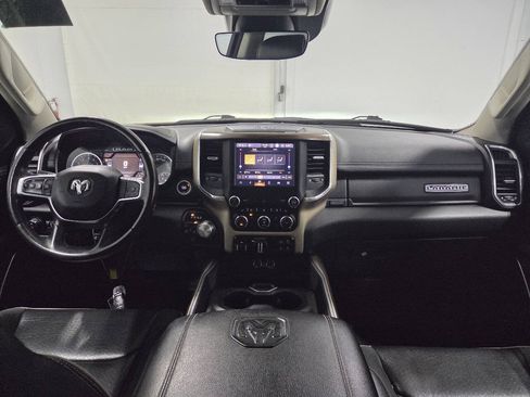 Used 2022 RAM 1500 Laramie AWD/4WD image 16