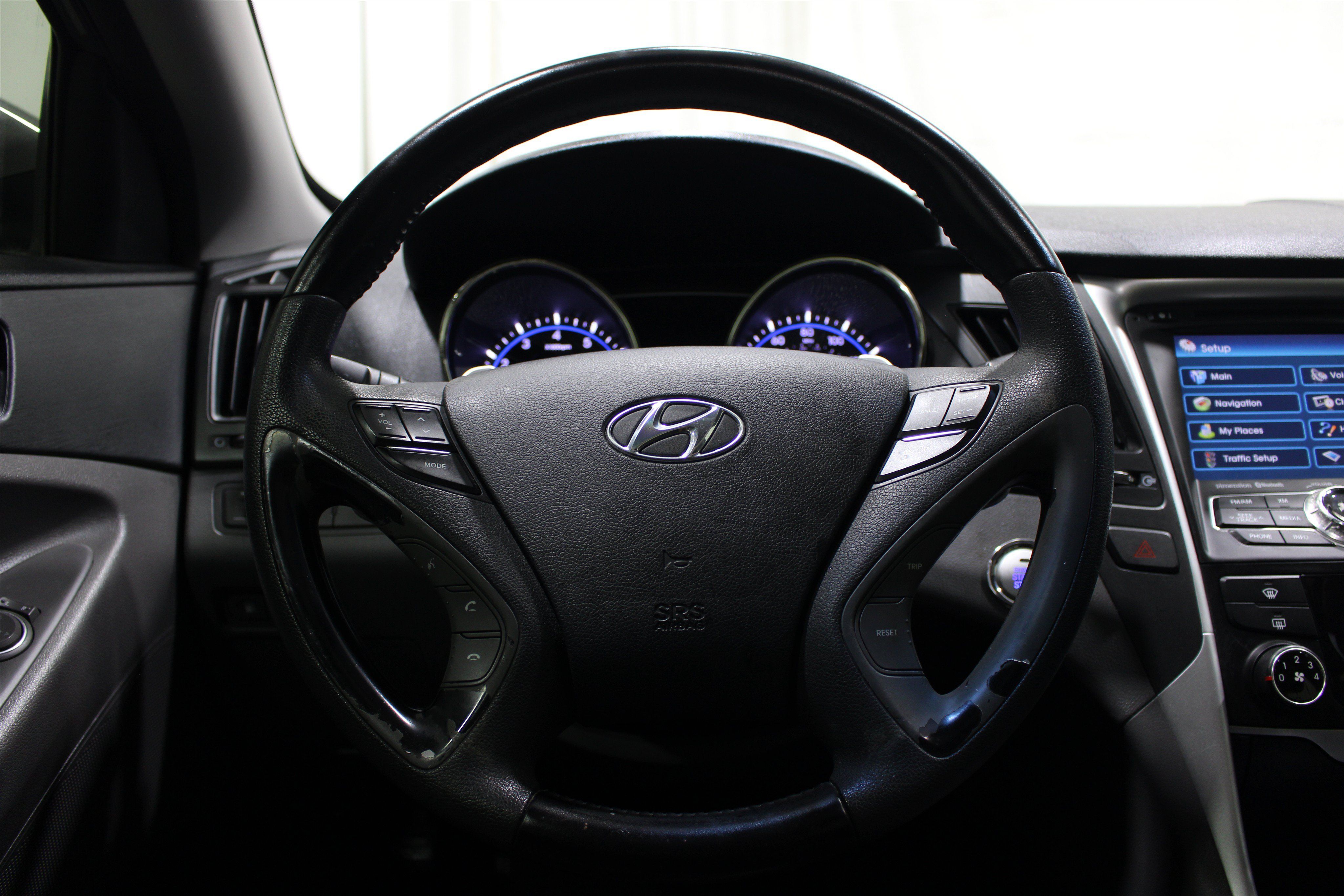 Used 2013 Hyundai Sonata SE w/ Navigation & Sunroof Pkg FWD image 9
