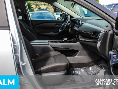 Used 2024 Nissan Rogue S FWD image 20