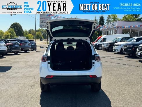 New 2025 Jeep Compass Limited w/ Sun & Sound Group image 7